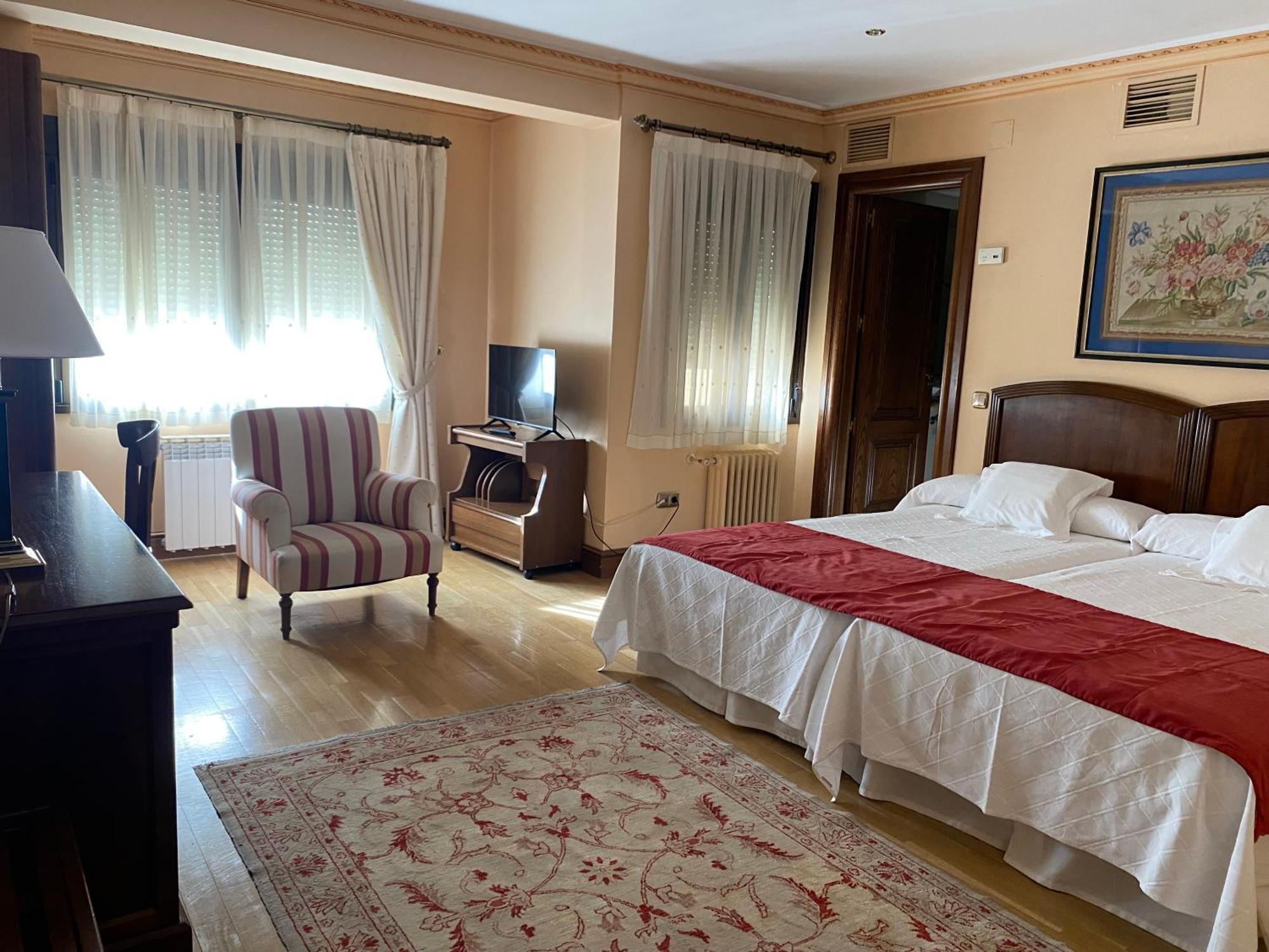 Hotel Aranda Aranda de Duero Dış mekan fotoğraf